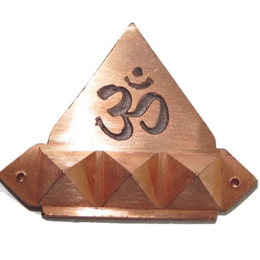 AUM with Pyramid Set